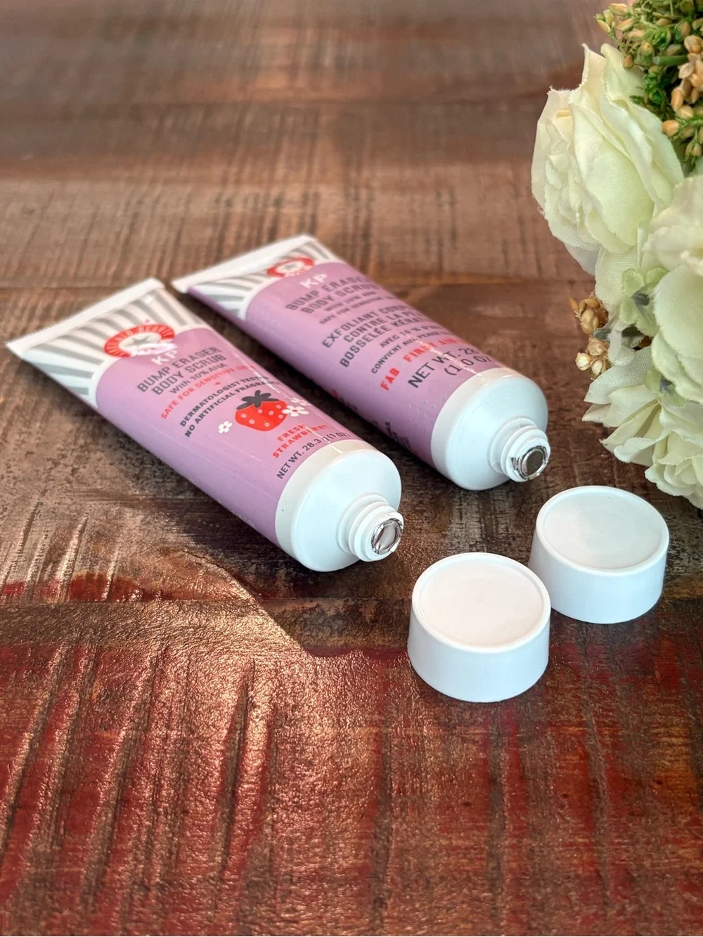 NEW First Aid Beauty KP BUMP ERASER Body Scrubs in Fresh STRAWBERRY & Original! - Picture 4 of 6